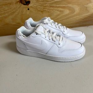 Nike Ebernon low